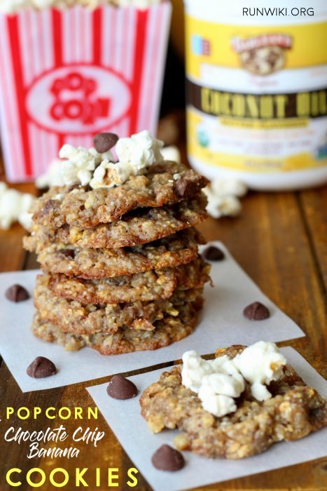Dive into these chewy center with a crisp edge, easy vegan and gluten free cookies | Healthy recipe. Great as pre or post run | workout snack. The perfect balance of healthy fats, fiber, protein and slow carbs. You will never know you are eating a dairy-free dessert. @barleans